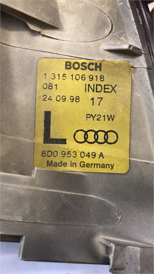 Intermitente Delantero Derecho Audi A4 BERLINA foto 3
