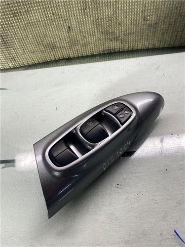 MANDO ELEVALUNAS DELANTERO IZQUIERDO Nissan Juke I (F15E)(06.2010->)