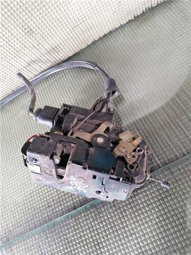Cerradura Puerta Delantera Derecha Volkswagen Golf IV Berlina (1J1)(10.1997->2004) foto 2