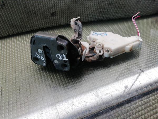 Cerradura Puerta Trasera Derecha Nissan Almera (N15)(07.1995->)