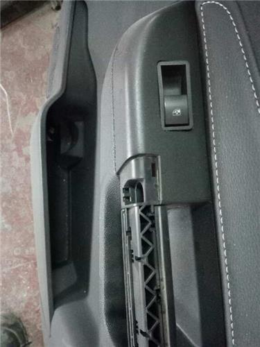 MANDO ELEVALUNAS TRASERO DERECHO Opel Zafira B (2005->)