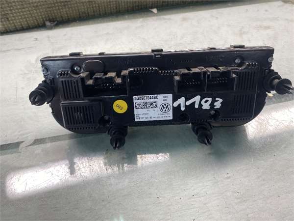 Mandos Calefaccion / Aire Acondicionado Volkswagen Golf Sportsvan VII (AM1)(12.2013->2017) foto 2