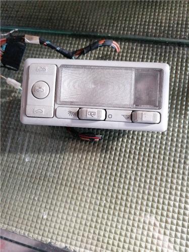 luz delantero central techo skoda octavia ber