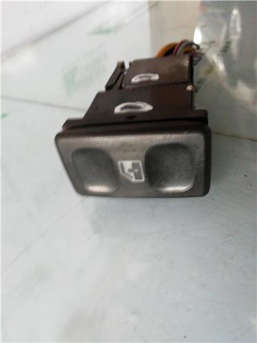 MANDO ELEVALUNAS DELANTERO DERECHO Seat Ibiza (6K1)(1993->)