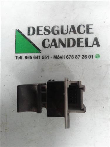 MANDO ELEVALUNAS TRASERO IZQUIERDO Audi A3 (8L)(09.1996->) foto 2