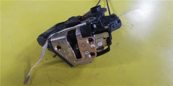Cerradura Puerta Trasera Izquierda Toyota Corolla Verso (R1)(2004->) foto 4