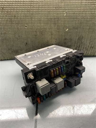 Caja Fusibles/Rele Mercedes-Benz Clase E (BM 211) Berlina (01.2002->)