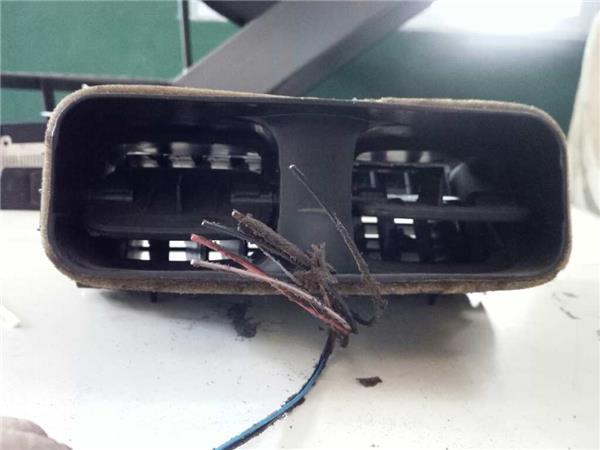 Tobera Central Derecha Ventilacion Salpicadero Opel ASTRA G BERLINA foto 4