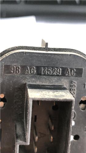 MANDO ELEVALUNAS DELANTERO IZQUIERDO Ford Focus Berlina (CAK)(1998->) foto 5