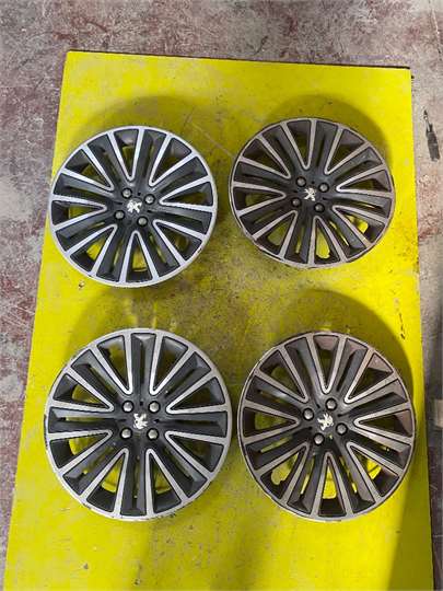 Tapacubos Peugeot 2008 (03.2013->)