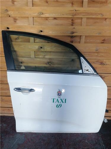 Puerta Delantera Derecha Kia CARENS