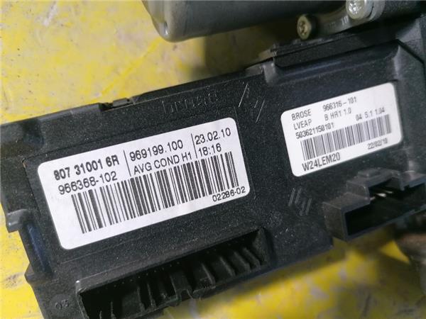 Elevalunas Electrico Delantero Izquierdo Renault Megane III Berlina 5P (2008->) foto 3