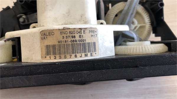 Mandos Calefaccion / Aire Acondicionado Volkswagen Polo III (6N1)(09.1994->) foto 5