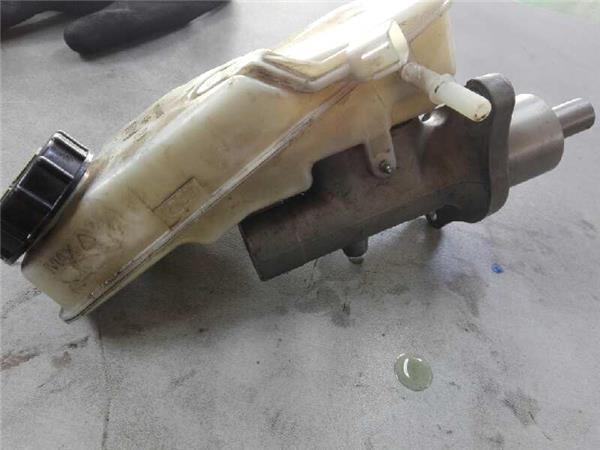 Bomba Freno Ford Focus Berlina (CB4)(2008->) foto 3