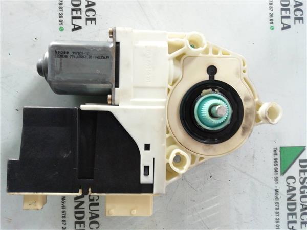 MOTOR ELEVALUNAS DELANTERO DERECHO Citroen C4 Berlina (06.2004->) foto 4
