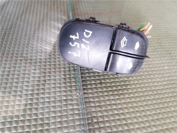 MANDO ELEVALUNAS DELANTERO IZQUIERDO Ford Focus Berlina (CAK)(1998->)