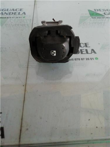 MANDO ELEVALUNAS DELANTERO DERECHO Renault Laguna II (BG0)(2001->) foto 2
