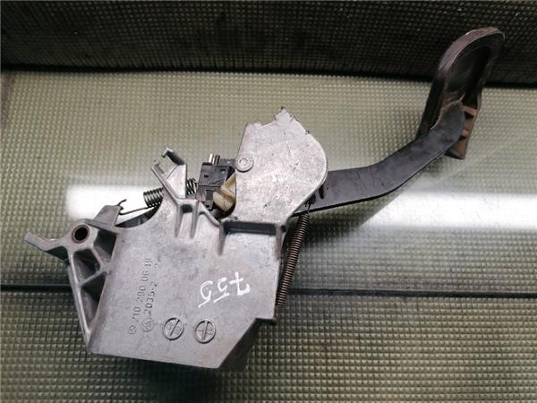 Pedal Freno Mercedes-Benz Clase C (BM 202) Berlina (04.1993->) foto 3