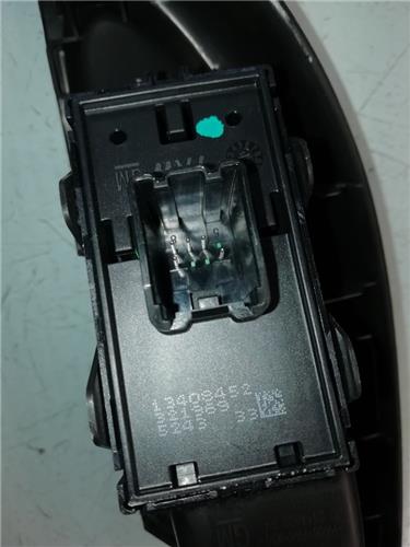 MANDO ELEVALUNAS TRASERO DERECHO Opel Astra K Berlina 5p (09.2015->) foto 2