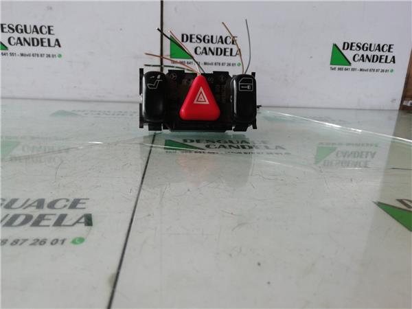 Interruptor Luces Emergencia Mercedes-Benz Clase C (BM 202) Berlina (04.1993->)
