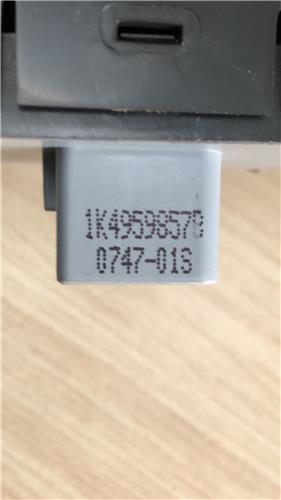 MANDO ELEVALUNAS DELANTERO IZQUIERDO Seat Altea XL (5P5)(10.2006->) foto 2