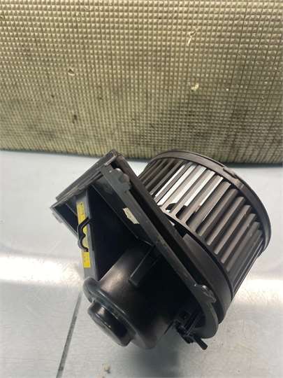 Ventilador Calefaccion Volkswagen Golf IV Berlina (1J1)(10.1997->2004) foto 3