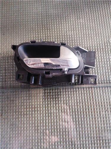 manilla interior puerta delantera derecha peu