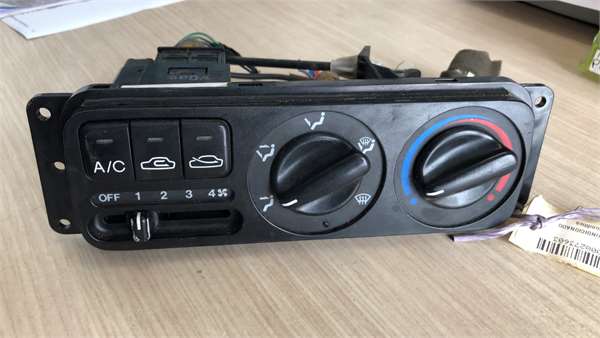 Mandos Calefaccion / Aire Acondicionado Hyundai Accent (X3)(1998->) foto 5