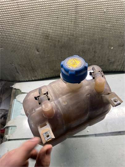 Botella Expansion Peugeot Boxer Camion Doble Cabina (2014->) foto 3
