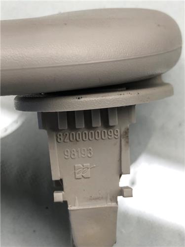 Asidero Superior Delantero Derecho Renault Trafic III Combi (08.2014->) foto 3