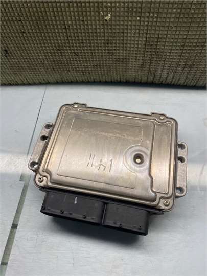 Centralita Hyundai ix35 (EL/LM)(2010->) foto 4