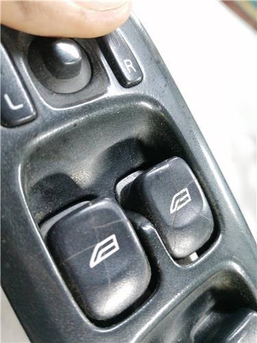 MANDO ELEVALUNAS DELANTERO IZQUIERDO Volvo S60 BERLINA foto 3