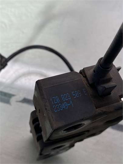 Cerradura Capo Skoda Octavia Combi (1Z5)(2008->) foto 3