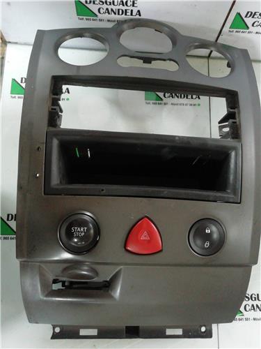 Embellecedor Salpicadero Renault Megane II Berlina 5P (10.2002->)