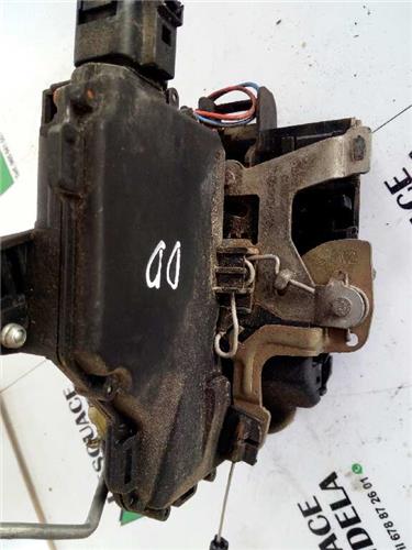Cerradura Puerta Delantera Derecha Volkswagen GOLF IV BERLINA foto 3