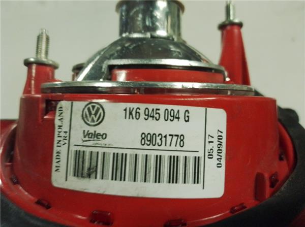 Piloto Porton Trasero Derecho GOLF V