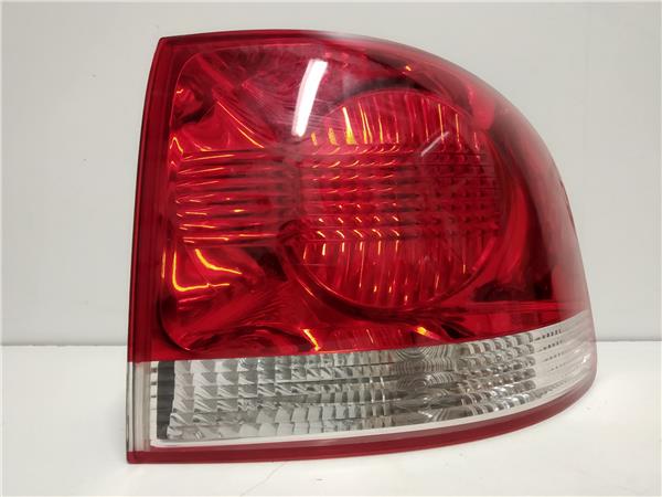 piloto trasero derecho volkswagen touareg 30