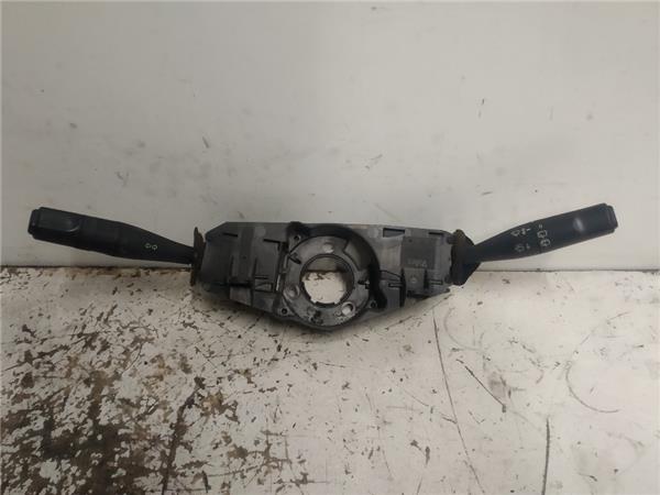 com 2000 citroen saxo (1996 >) 1.5 d image [1,5 ltr.   42 kw diesel]