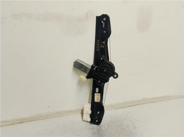 elevalunas electrico trasero izquierdo bmw se