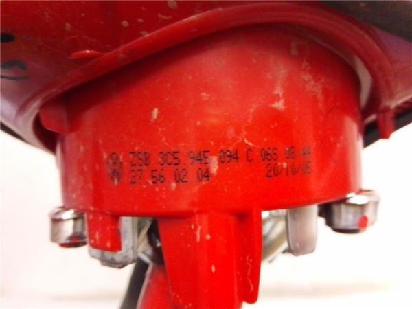 Piloto Porton Trasero Derecho Passat