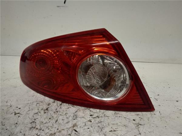 piloto trasero izquierdo chevrolet lacetti 20