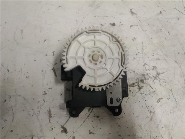 motor apertura calefaccion toyota yaris xp13