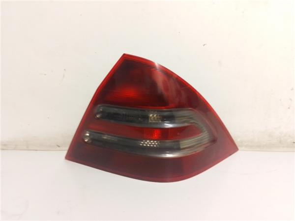 piloto trasero derecho mercedes benz clase c