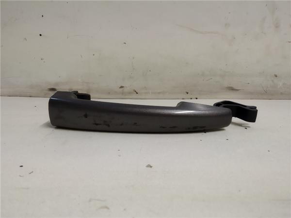 maneta exterior delantera derecha peugeot 200