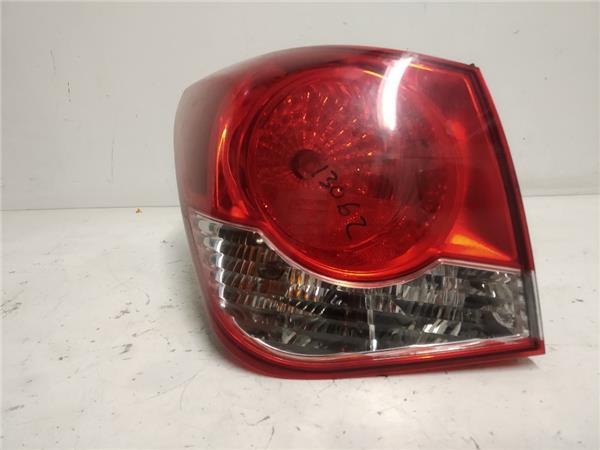 piloto trasero izquierdo chevrolet cruze 2009