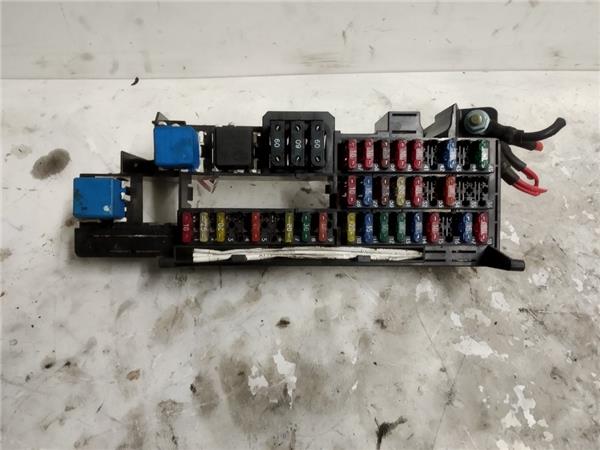 caja reles mercedes benz clase a bm 168 05199