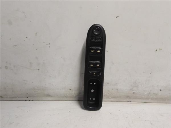 mando elevalunas delantero izquierdo peugeot