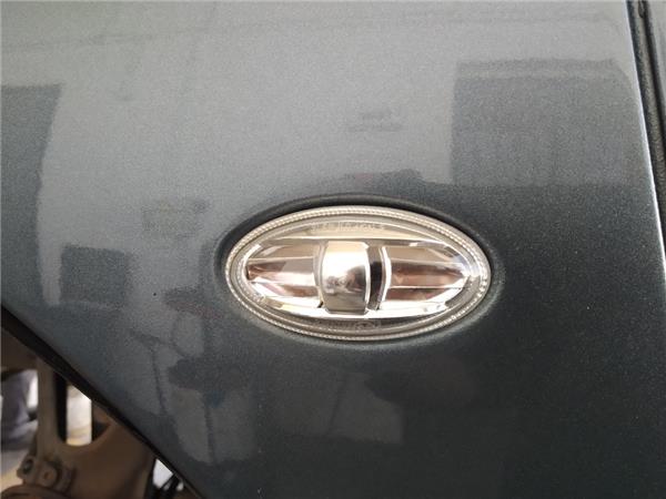 piloto intermitente lateral delantero izquier