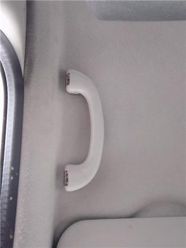 asidero superior delantero derecho ford fiest
