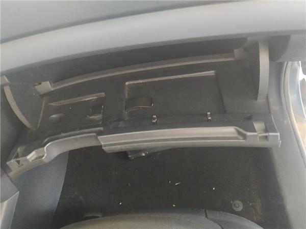 tapa guantera skoda octavia combi 1z5 2008 1